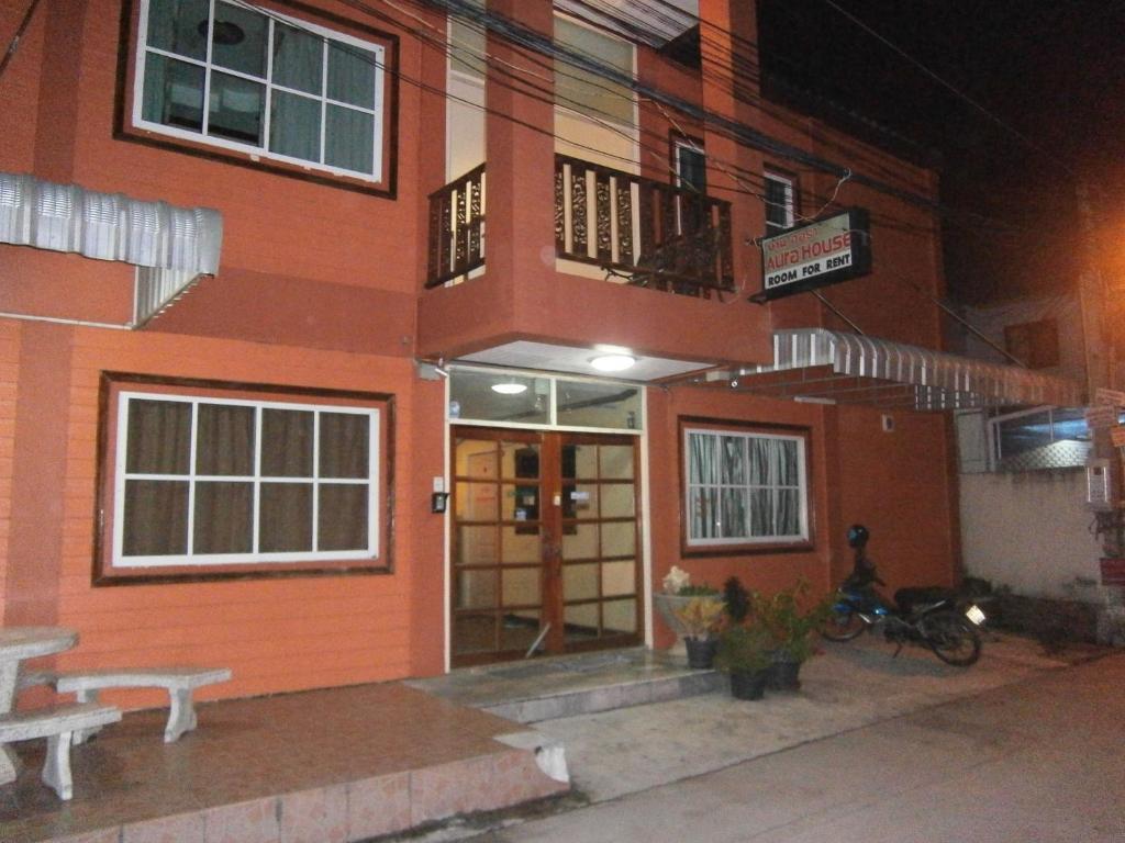 Hotel Aura House à Pattaya Extérieur photo