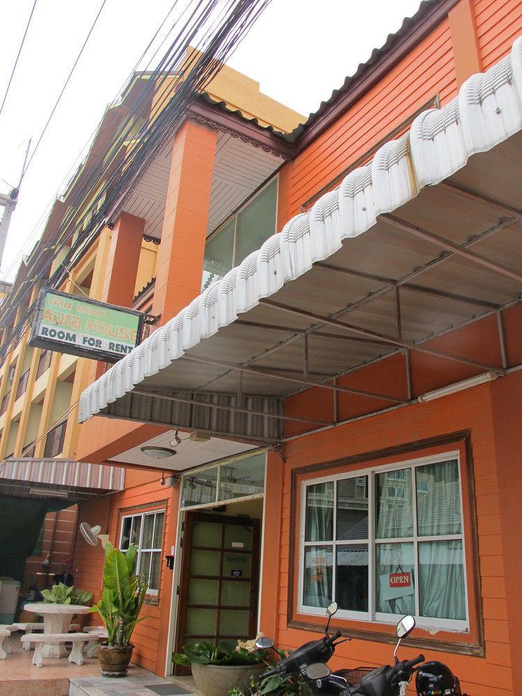 Hotel Aura House à Pattaya Extérieur photo